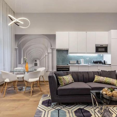 Premium Apartment By Hi5-King Street'S Luxury Budapest Bagian luar foto