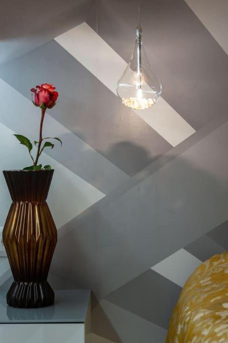 Premium Apartment By Hi5-King Street'S Luxury Budapest Bagian luar foto
