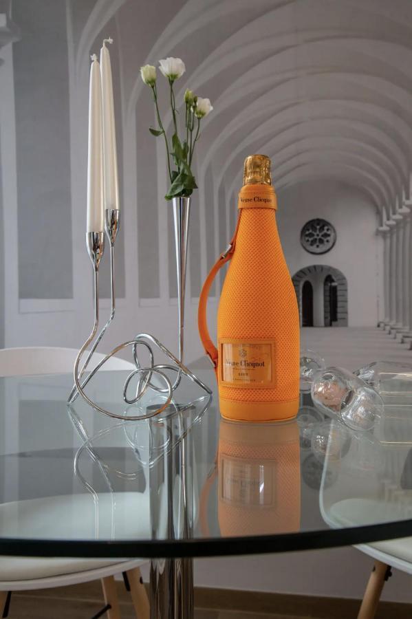 Premium Apartment By Hi5-King Street'S Luxury Budapest Bagian luar foto