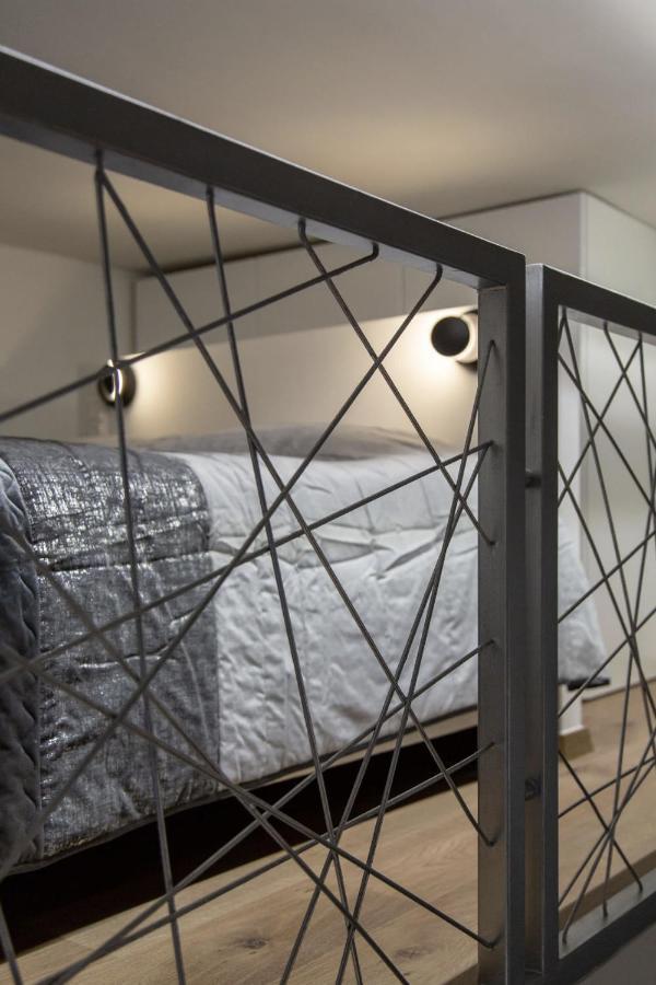 Premium Apartment By Hi5-King Street'S Luxury Budapest Bagian luar foto